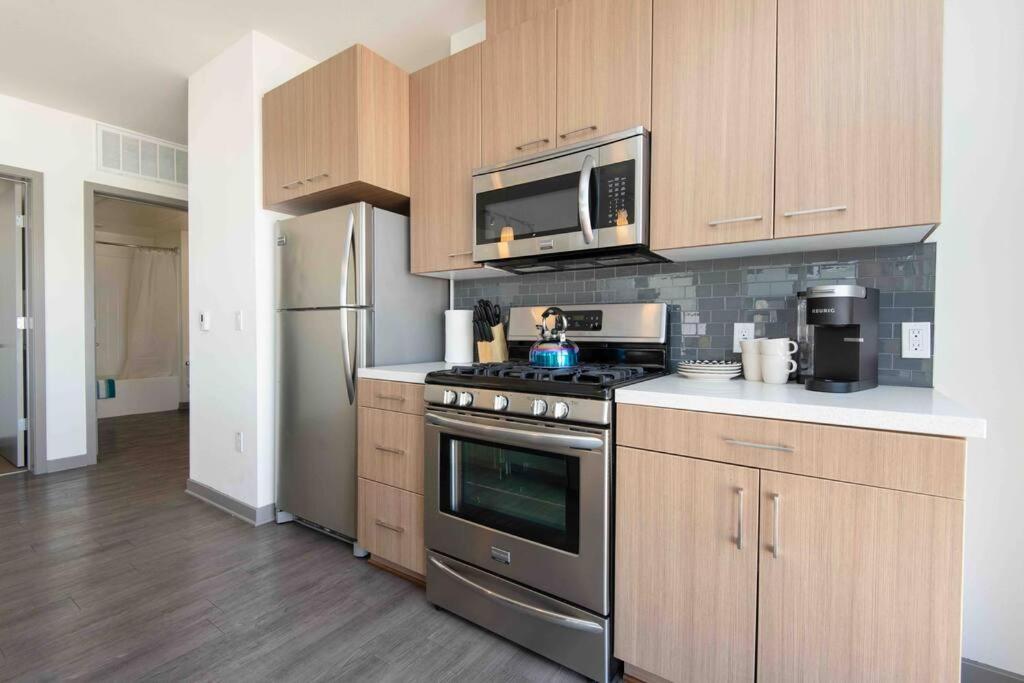 Centrally Located Apartments With Free Parking Glendale Buitenkant foto