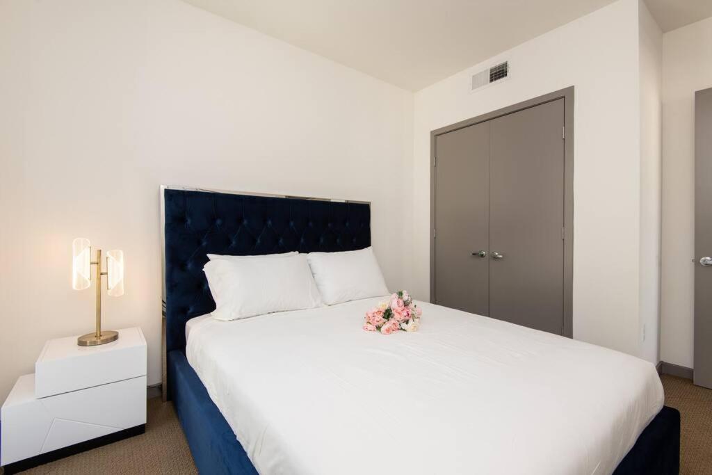 Centrally Located Apartments With Free Parking Glendale Buitenkant foto