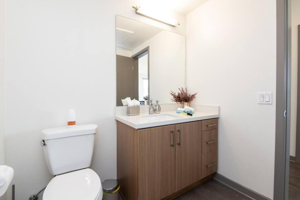 Centrally Located Apartments With Free Parking Glendale Buitenkant foto