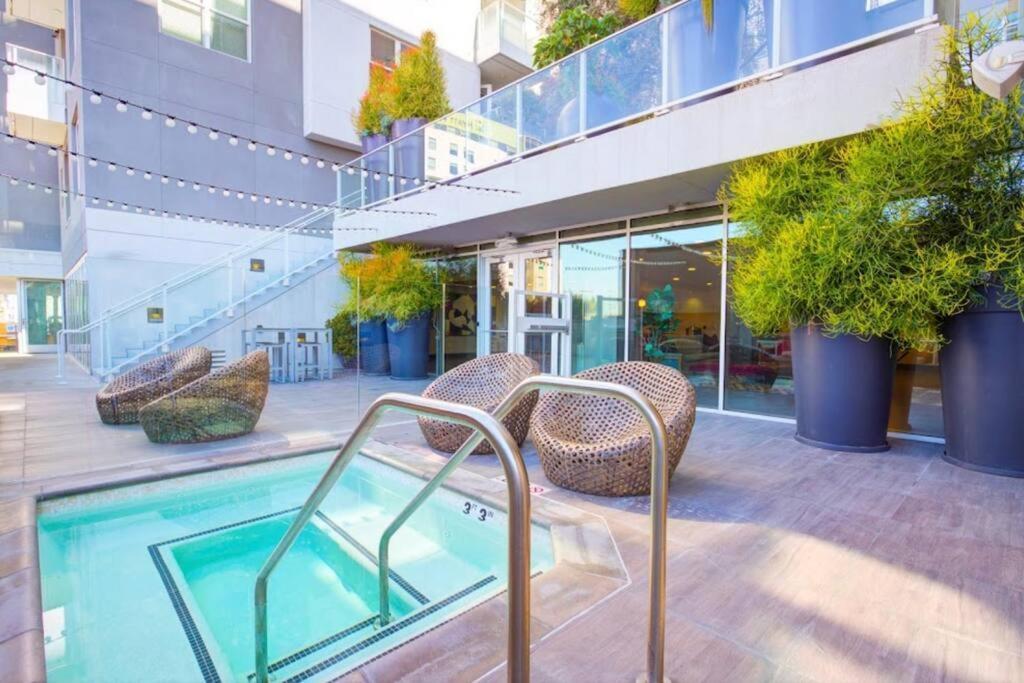 Centrally Located Apartments With Free Parking Glendale Buitenkant foto